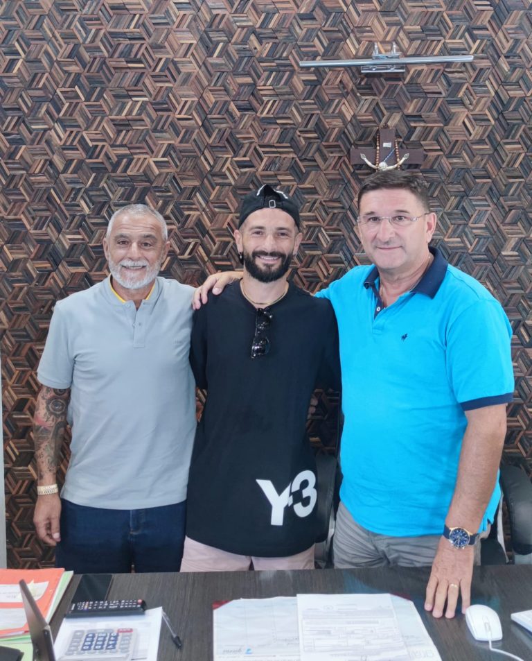 d37136b6-af18-42c8-8163-7dc247d86776