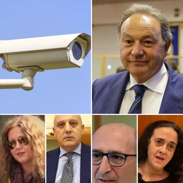 9B82824A-8D6F-416E-A4BF-9357FE7799E6