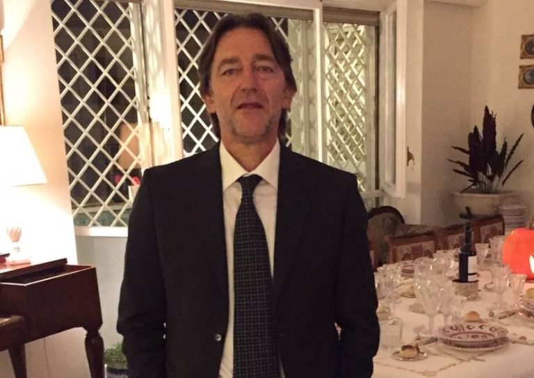 38391873_1998851936813568_2456126393096863744_n