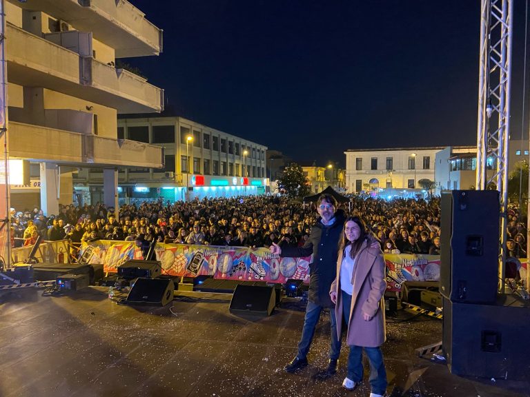 5b0f4a99-d124-4742-85cc-97959433c6ab-1