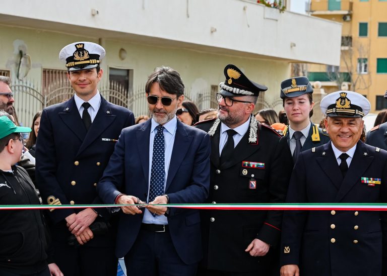 1b290a78-9f3b-4c63-8c9a-ebce63a66b16