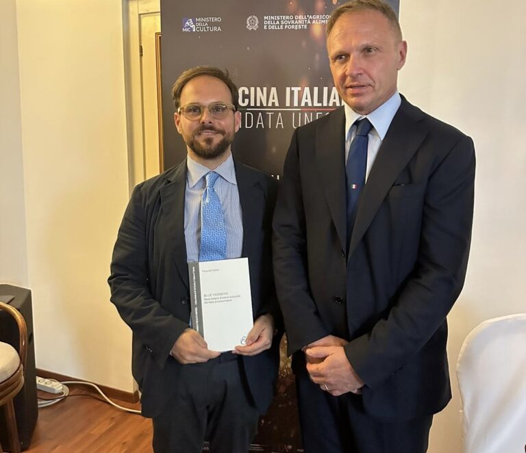 b1453d95-d0f9-425d-be43-3ea8d60b68a3