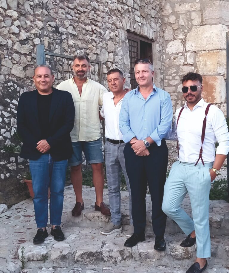 69384100-6c92-4ed0-be5c-87c9e42f6e67