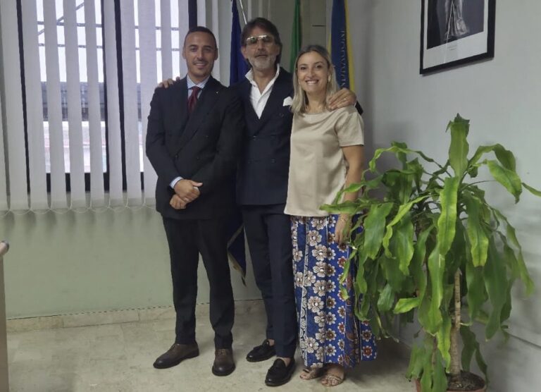 69c0cb63-b04f-4d9c-a895-3c70e3c8e08c