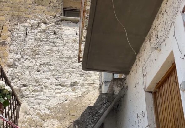 2d6498de-edac-4781-b119-fefe65f5cb5b