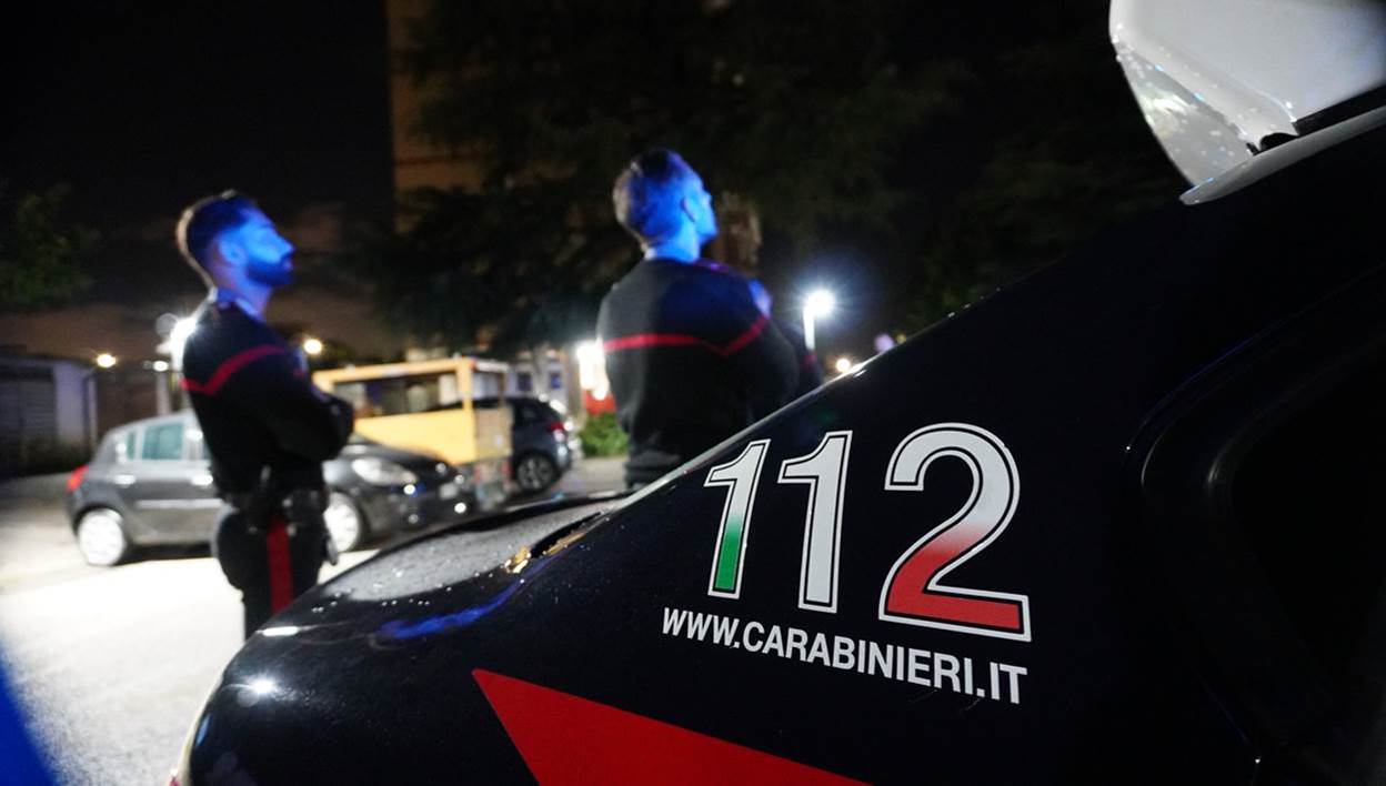 carabinieri notte